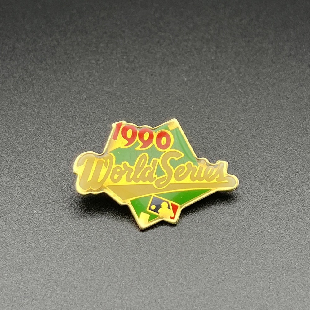 Vintage 1990 World Series Baseball MLB Peter David‎ Lapel Hat Pin